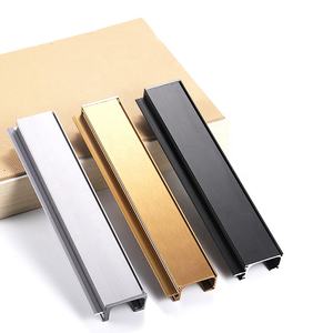 Chine Vente en gros de poignées de profilé en aluminium en forme de G Poignées et boutons de fournisseur pour armoires de <span class=keywords><strong>cuisine</strong></span> de haute qualité à bon <span class=keywords><strong>prix</strong></span> - Product Image 3