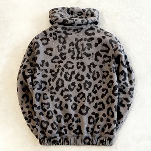 Blouson zippé en coton épais style streetwear, coupe courte et oversize, avec impression sérigraphiée personnalisée pour le printemps - Product Image 2