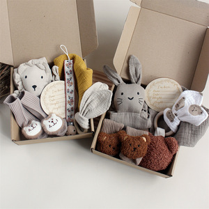 Set Regalo Neonato 6 Pezzi: Confezione Regalo con Coniglietto, Leone, Calzini, Massaggiagengive, Fascia per Capelli e <span class=keywords><strong>Prodotti</strong></span> in Legno per Tappe di Crescita - Product Image 3
