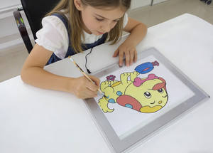 Tavoletta Luminosa LED Dimmerabile con Controllo Touch, Ultra Sottile, USB, per Disegno e Schizzi Artistici - Product Image 2