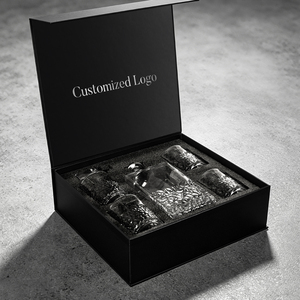 Carafe à whisky en verre à l'ancienne avec logo personnalisé et 4 verres 750 ml Style américain Coffret cadeau de mariage OEM/ODM disponible - Product Image 6