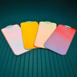 Protector de pantalla de privacidad de teléfono de múltiples colores deslumbrantes altamente resistente a arañazos y desgaste para Iphone 11 12 13 14 15