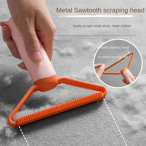 Grattoir à poils d'animaux ABS <span class=keywords><strong>pour</strong></span> <span class=keywords><strong>canapé</strong></span> et vêtements - Brosse collante double usage, conception suspendue à double tête, dispositif de nettoyage <span class=keywords><strong>pour</strong></span> salle de bain - Product Image 6