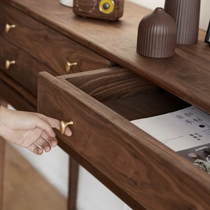 Mesa <span class=keywords><strong>Consola</strong></span> Moderna de Lujo en Madera Sólida de Nogal Negro y Roble Rojo con Cuatro Cajones para Sala de Estar, Dormitorio o Pasillo - Product Image 5
