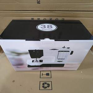 Electric Sewing Machine 738 Mini Desktop Fully Automatic Multi-functional For Tailors - Product Image 4