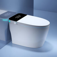 Toilette intelligente électrique monobloc intelligente en céramique avec télécommande, avec capteur de pied et couvercle rabattable automatique