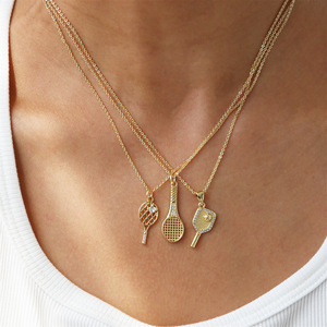 Nuevo estilo deportivo personalizado raqueta de tenis de mesa raqueta de bádminton raqueta de tenis colgante collar 18K joyería chapada en oro - Product Image 1