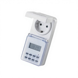 <span class=keywords><strong>Timer</strong></span> Digitale Settimanale da Esterno 16A 50Hz Impermeabile IP44 con 8 Pulsanti per Facile Utilizzo - Product Image 1