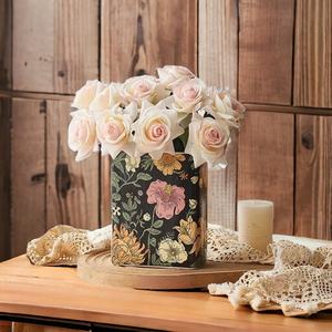 Jarrón <span class=keywords><strong>de</strong></span> cerámica en forma <span class=keywords><strong>de</strong></span> <span class=keywords><strong>libro</strong></span> <span class=keywords><strong>de</strong></span> diseño único, regalo para amantes <span class=keywords><strong>de</strong></span> los libros para decoración <span class=keywords><strong>de</strong></span> estantería, aventuras <span class=keywords><strong>de</strong></span> <span class=keywords><strong>Alicia</strong></span> en <span class=keywords><strong>el</strong></span> país <span class=keywords><strong>de</strong></span> las Maravillas - Product Image 2