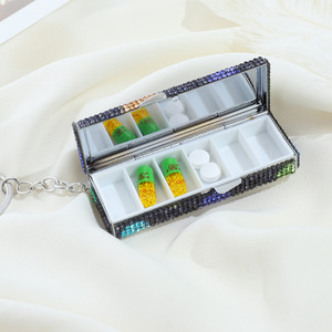 Nuevo Estuche de Lujo Pequeño y Portátil para Pastillas, con Diamantes, de Aleación de Aluminio, para 7 Días de la Semana - Product Image 6