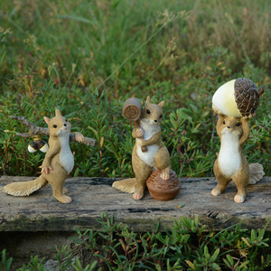 Figura de ardilla de resina, decoración de escritorio, adorno para bonsái, regalo de cumpleaños - Product Image 2