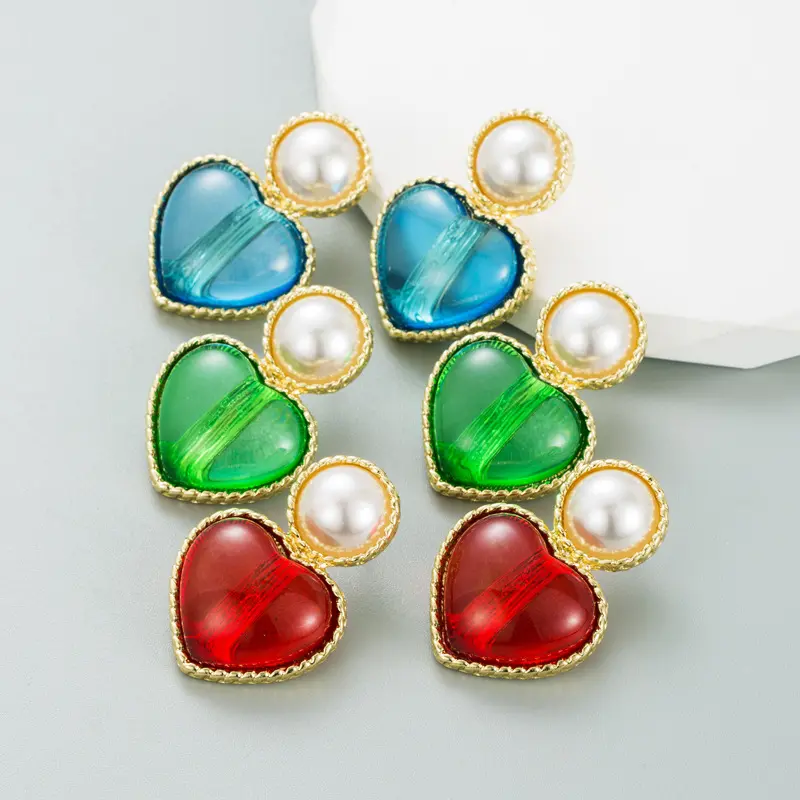 High Quality Antique Earrings Vintage Palace Style Colorful Resin Heart Shaped Drop Earrings Imitation Pearl Women Jewelry