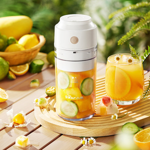 Licuadora Portátil Little Bear con Motor de Corriente Continua a Batería, 300 ml, Inalámbrica, Multifuncional para Uso Doméstico - Product Image 1