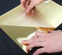Plaque miroir en acrylique doré incassable avec placage sous vide pour la décoration murale et la signalétique d'événements de mariage