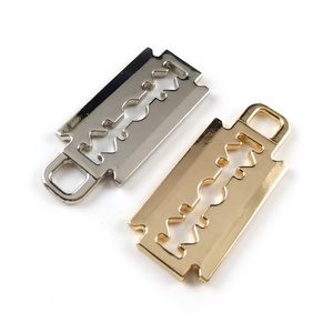 Accessoires de sacs de haute qualité fabriqués en Chine, tirette de fermeture éclair en métal sur mesure - Product Image 2