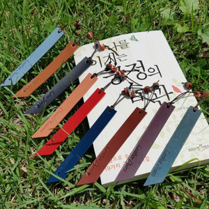 Customized vintage-style leather <b>bookmarks</b>; practical <b>bookmarks</b> for teachers and students to mark reading notes; creative - Product Image 4