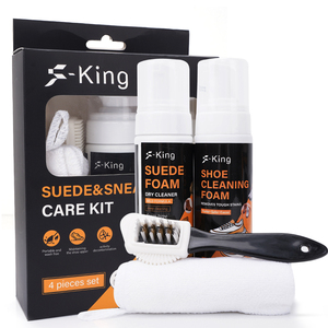 <span class=keywords><strong>Kit</strong></span> <span class=keywords><strong>de</strong></span> Limpieza <span class=keywords><strong>de</strong></span> <span class=keywords><strong>Zapatos</strong></span> <span class=keywords><strong>de</strong></span> <span class=keywords><strong>Gamuza</strong></span> Húmeda S-King Premium con Espuma, Quitamanchas, Cepillo Portátil y Toalla - Product Image 1