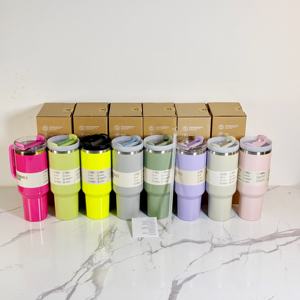 Vaso de Acero Inoxidable de 40 Onzas con Tapa de 3 Posiciones y Asa, Vaso de Alta Calidad Libre de BPA para Viajes y Campamentos - Product Image 3