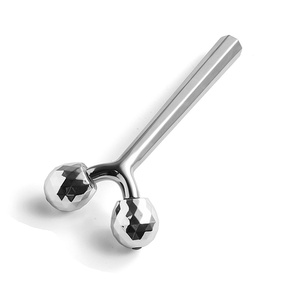 Rodillo de Masaje Facial en Forma de V 3D, Mini Rodillo de Masaje sin Metal para Ojos y Rostro - Product Image 5