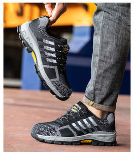 Chaussures en maille d'air pénétrables quatre saisons chaussures de <span class=keywords><strong>travail</strong></span> anti-smash anti-crevaison chaussures antidérapantes à bout léger en acier - Product Image 5
