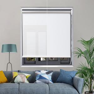 Stores enrouleurs à écran <span class=keywords><strong>solaire</strong></span> à commande manuelle de taille personnalisée Ombrage à rouleau occultant Facile à installer 25 po L X 72 po H <span class=keywords><strong>Protection</strong></span> UV - Product Image 2