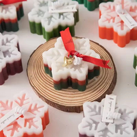 Sechs-Sterne-Schneeflocken-Duftkerze, personalisiert, kreatives Geschenk für Feiertage, Weihnachtsfeiern, Diwali, Vatertag, Sojawachs