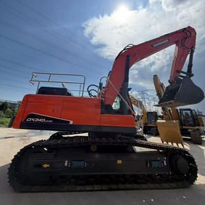 Excavadora de Orugas Hidráulica Usada de Gran Tamaño Doosan DX380LC-9C de 38 Toneladas, DX380 con Motor de Alta Potencia para Trabajos en Montaña - Product Image 1