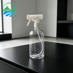 Bouteille vide <span class=keywords><strong>en</strong></span> plastique transparente de 24 oz (500 ml) avec pulvérisateur à gâchette pour détergent liquide - Product Image 1