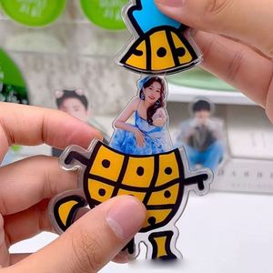 Porte-clés personnalisés en acrylique, breloques œuf, jouets capsule à ouverture et fermeture Beauty-Connected, faible MOQ, fanion de présentation à tirer - Product Image 6