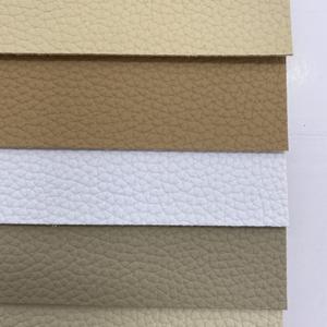 Tela de cuero de PVC de alta calidad de 1,1mm de espesor recomendado <span class=keywords><strong>para</strong></span> muebles asientos de coche bolsos de niña en relieve <span class=keywords><strong>para</strong></span> sillas de tapicería - Product Image 6