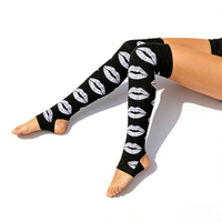 Chaussettes de yoga antidérapantes pour femmes, respirantes, en maille, hauteur genou, pour exercices quotidiens, échantillon gratuit, lettres personnalisables
