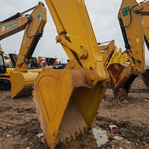 Excavatrice sur chenilles Komatsu PC450, Komatsu PC400-11, PC450-11, équipement de construction hydraulique lourd utilisé pour les travaux miniers et les terrassements. - Product Image 3
