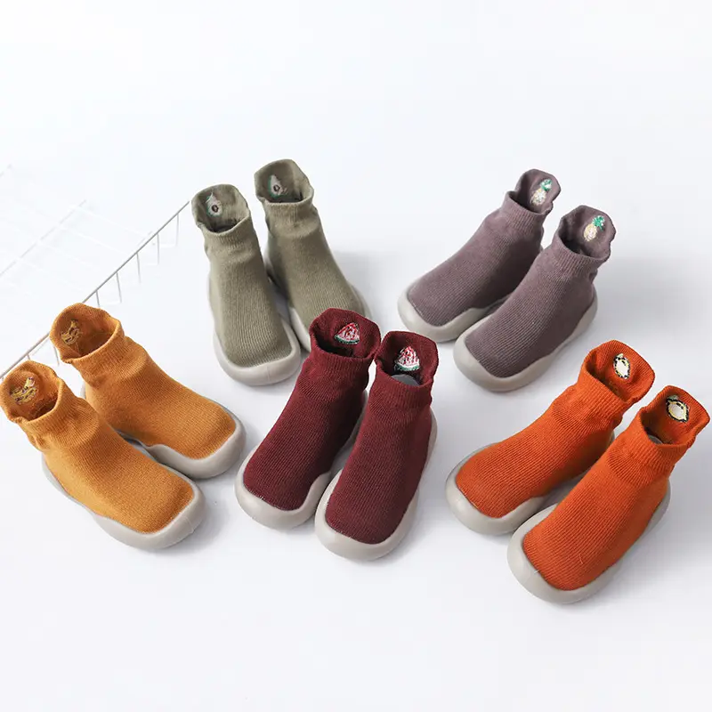 2022 New High quality Custom logo Socks Shoes Rubber Soles Cotton Baby Shoes anti-slip Baby Toddler shoes