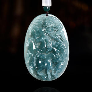 Pendentif en Jadeite Naturelle Bleu Eau de Cheval pour Hommes et Femmes avec Certificat d'Expertise Design Original E058 - Product Image 1