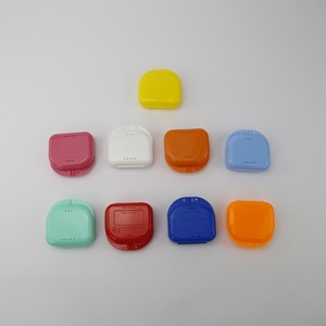 Estuche portátil para dentaduras postizas Lk-410, estuche de plástico para almacenamiento oral para adultos, tamaño grande para el cuidado de las dentaduras postizas - Product Image 3