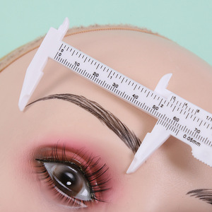 Calibrador Vernier Reutilizable de 150 mm para Cejas, Regla de Mapeo de Cejas de Plástico para Maquillaje Permanente PMU, Uso Profesional en Salones de Belleza - Product Image 4