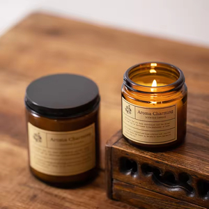 Bougies d'aromathérapie uniques faites à la main en cire de soja, avec emballage personnalisé (couleur, logo, boîte), design moderne, couvercles noirs à vis en métal pour - Product Image 4