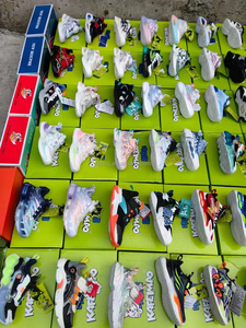Chaussures décontractées pour hommes en solde, modèles variés, chaussures de sport d'occasion pas chères en stock - Product Image 2