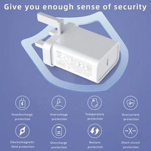 Chargeur rapide portable HNT avec prise UK rétractable, port Type C unique, adaptateur secteur PD 20W pour <span class=keywords><strong>iPhone</strong></span> 16 15 <span class=keywords><strong>14</strong></span> 13 <span class=keywords><strong>Pro</strong></span> - Product Image 5