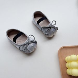 Nouvelles chaussures de marche souples pour bébés, style princesse coréenne, à enfiler pour filles, avec talon élastique anti-chute, vente en gros - Product Image 4
