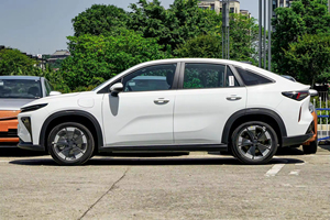 Livan 7, SUV Eléctrico de Bajo Costo, Vehículo de Nueva Energía Fabricado en China con 605 km de Autonomía WLTC y Motor de 120 kW - Product Image 3