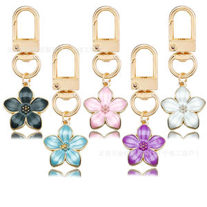 Dijes esmaltados de metal con llavero flor de cerezo llaveros bolso monedero esmalte <span class=keywords><strong>Collar</strong></span> dijes llaveros Regalos mujeres niñas - Product Image 1