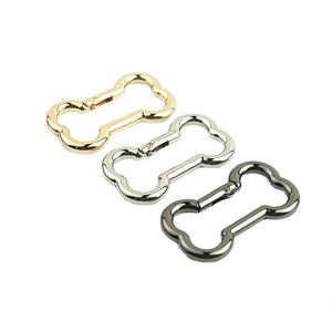 Mosquetón de 48 mm en Oro, Plata y Negro con Ganchos de Resorte, Anillo en Forma de Hueso de Aleación de Zinc con Impresión UV para Bolsos y Accesorios - Product Image 1