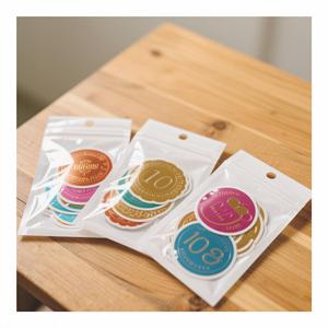 畅销3D乙烯基贴纸标签，适用于化妆品瓶和杯子 - Product Image 3