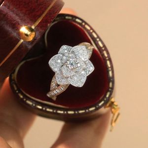 Anillo de Diamantes de Oro Blanco de 18K Sólido de 0.8CT, Joyería Fina Clásica de Lujo Personalizada Xinfly, Flor Eterna - Product Image 1