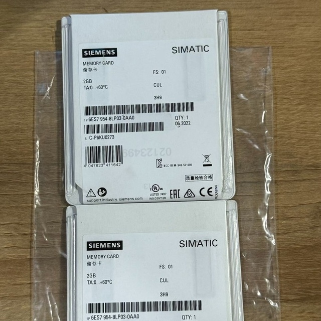 6ES7 954-8LP02-0AA0 6ES79548LP020AA0 Memory Card 2GB S7-1500 Series for PLC