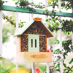 Casa colgante de madera con forma de abeja para insectos, caja de nido de mariquita para el jardín, Hotel y abejas - Product Image 4