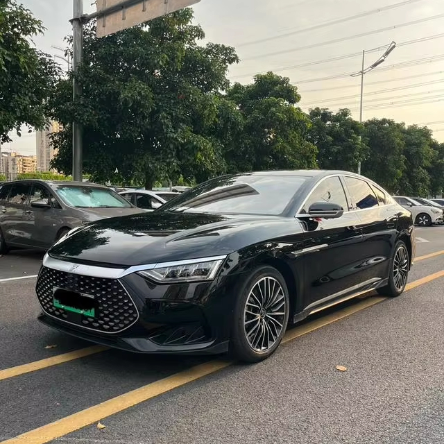 Acura Electric Acura, автоматическая коробка передач, переднеприводные 17-дюймовые шины, Кожаные сиденья для водителей, говорящих по-английски