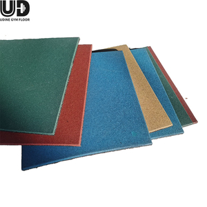 Revêtement de sol en caoutchouc pour aire de jeux, longue durée de vie, offre un excellent retour sur investissement <span class=keywords><strong>au</strong></span> fil du temps, tapis de sol pour salle de sport et aire de jeux - Product Image 4