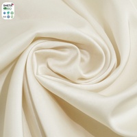 Vente en gros en stock 100% polyester 150cm de largeur imitant le tissu de satin de soie